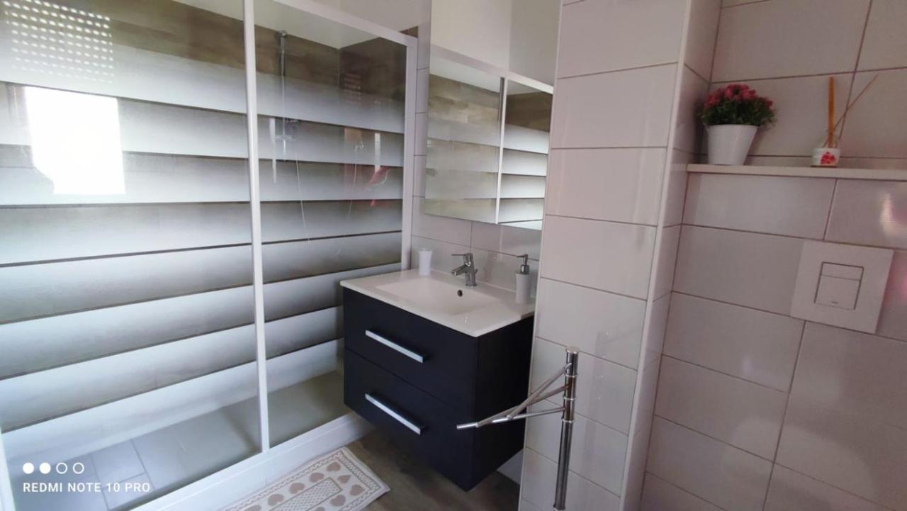 Casa Sara Apartment Gaeta Bagian luar foto